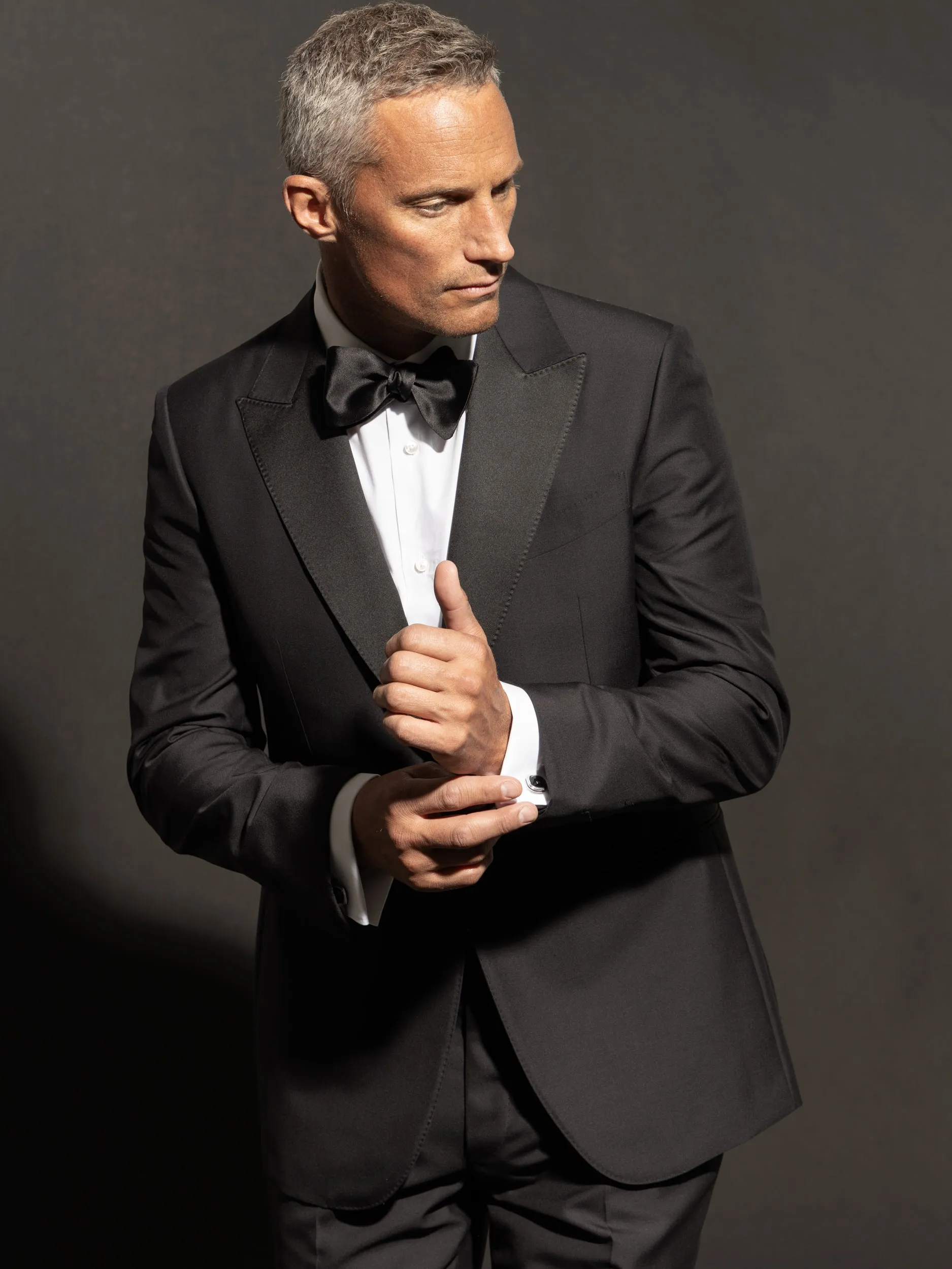 Black Trofeo™ 600 Evening Suit