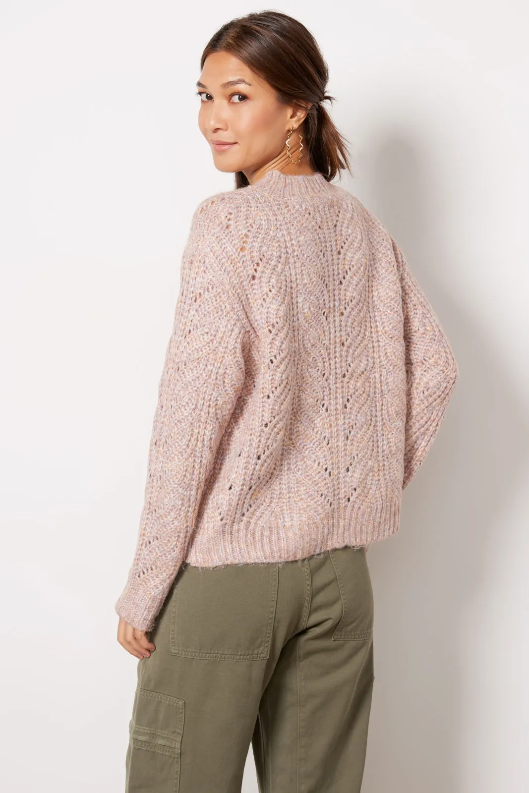Dove Pullover