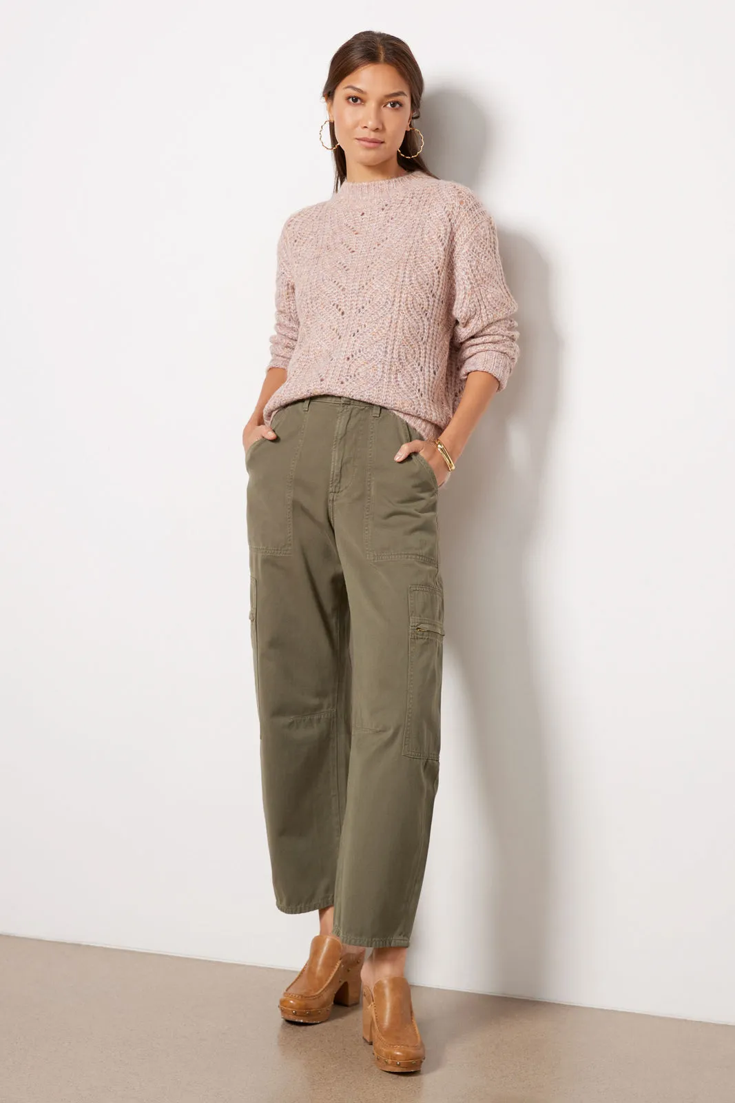 Dove Pullover