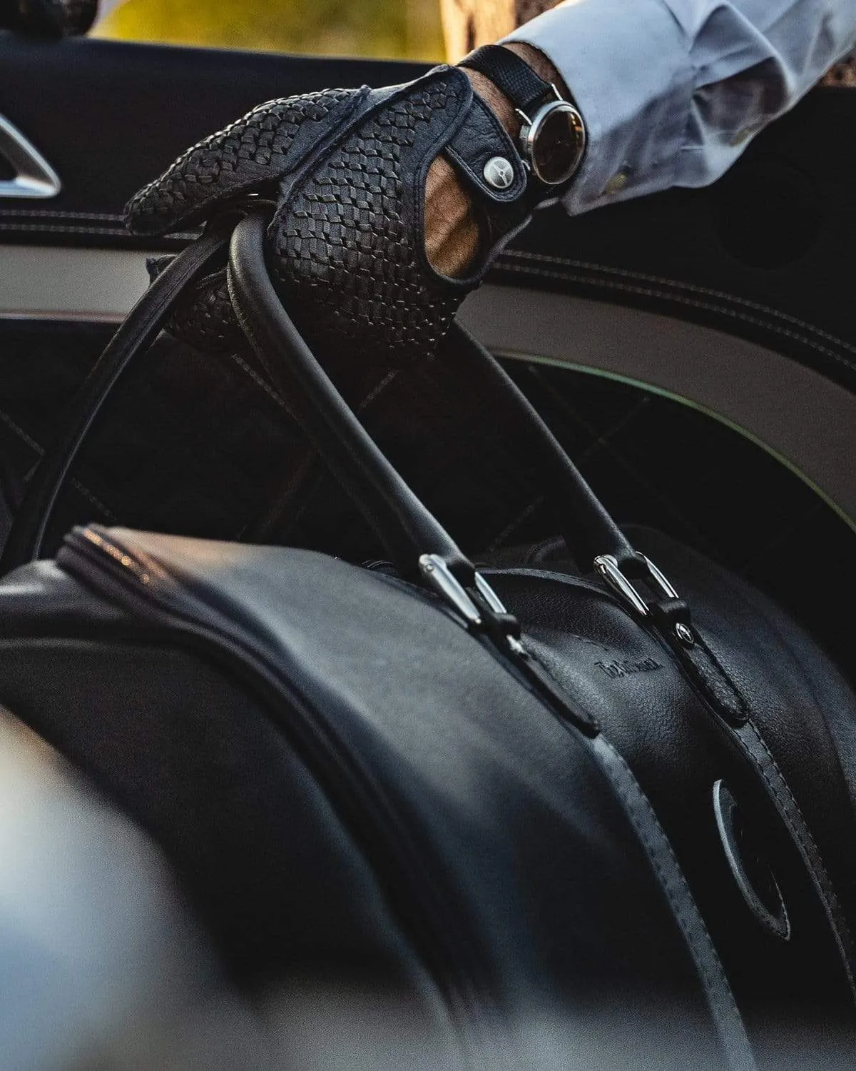 GLOBETROTTER - Full-grain Leather Weekender Garment Bag - Lava/Black/Grey