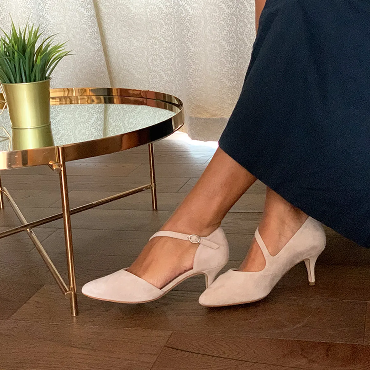 Penelope Extra-Wide Fit Shoes - Sand Suede