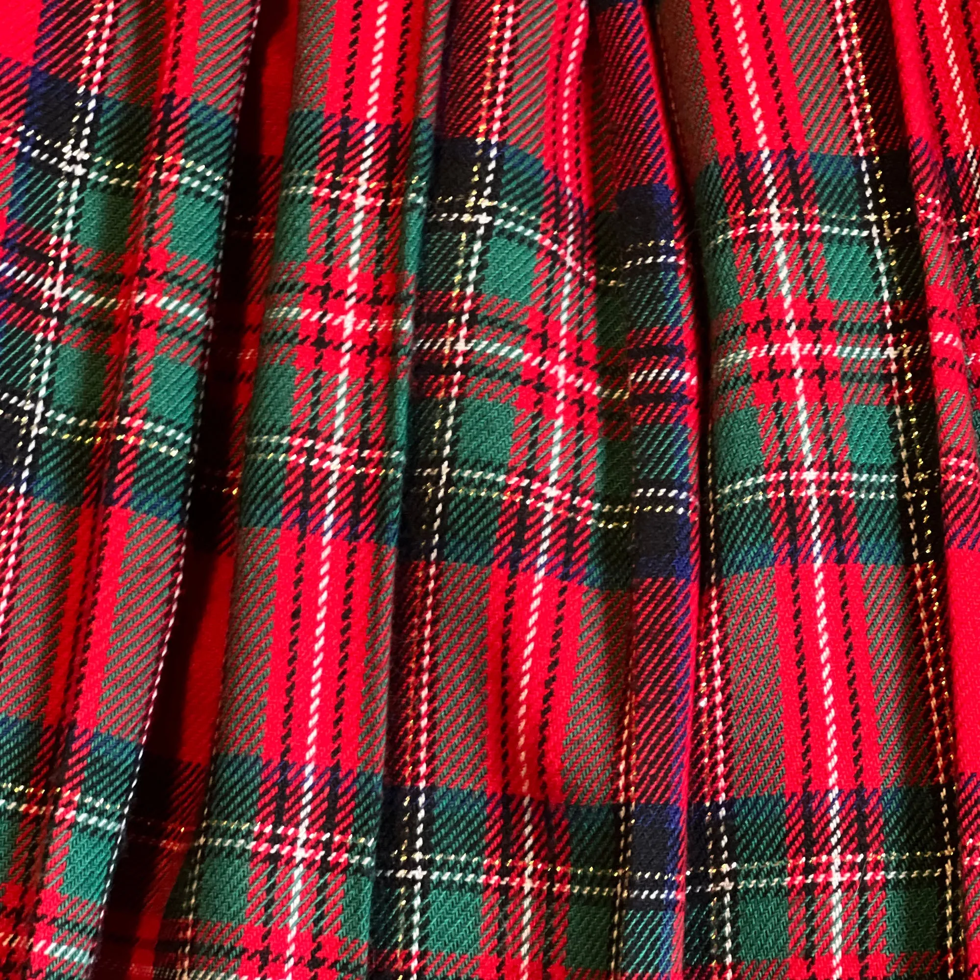 Red Tartan Plaid Pleated Maxi Skirt, Gold Metallic Thread. Size S.