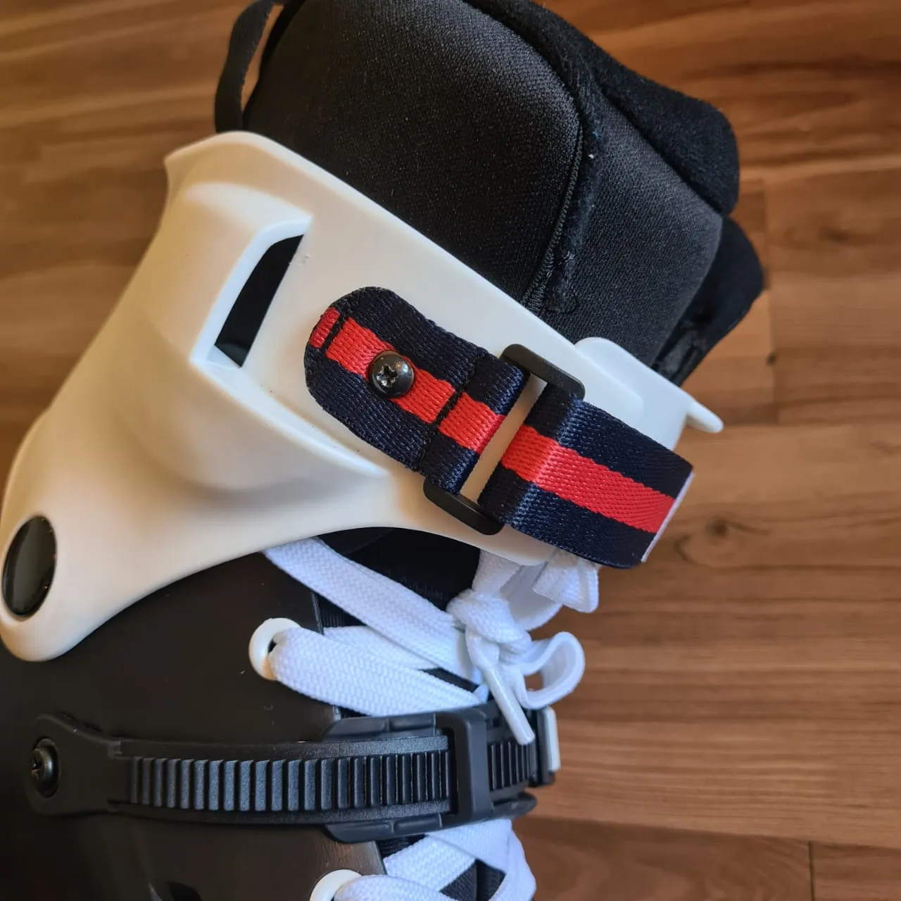 WHEEL LOVE - Orange Inline Skate Cuff / 45 Degree Straps